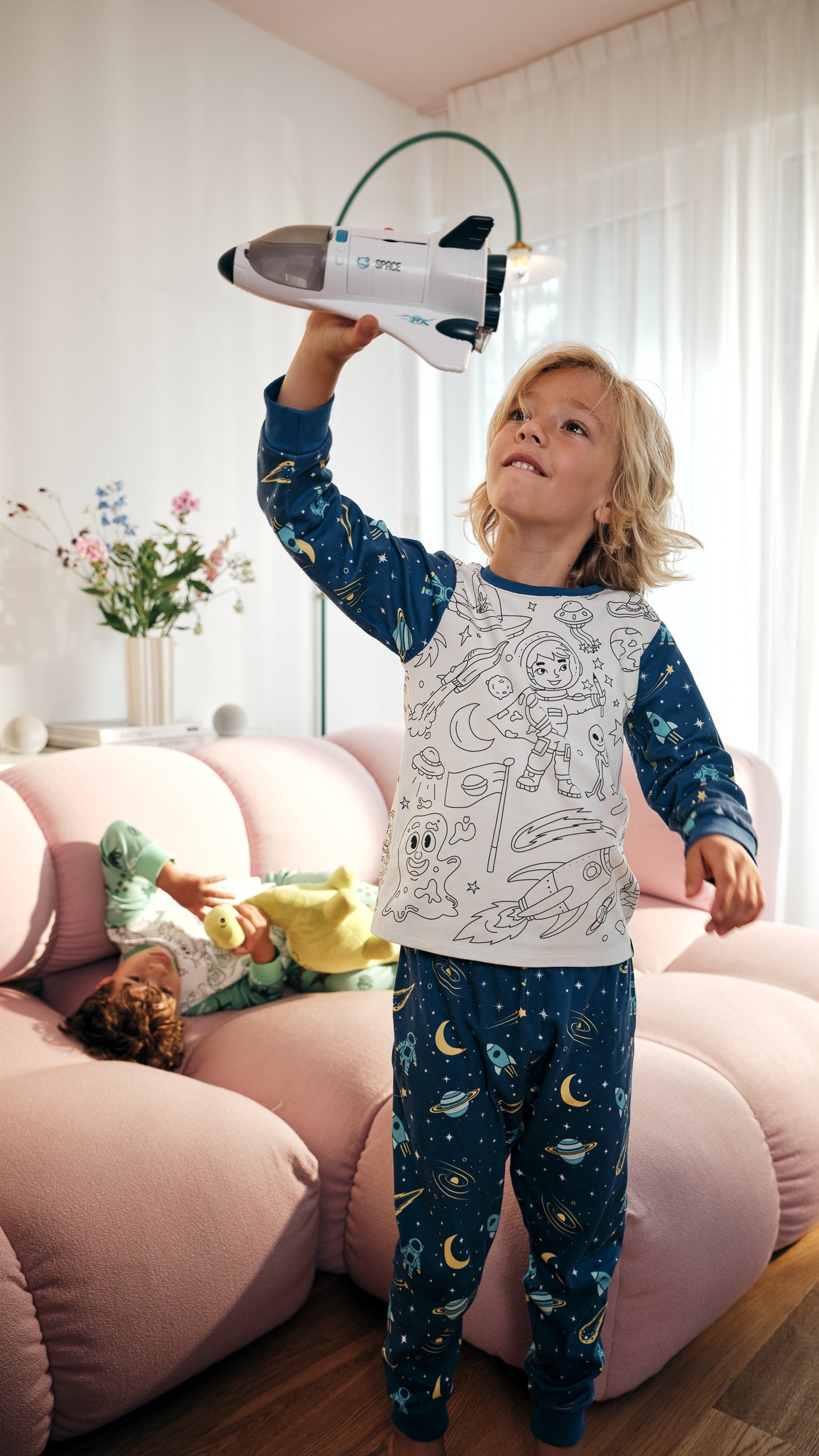 Ausmal-Pyjama für Kinder – Astro Zane | OEKO-TEX® | von MyKidzy