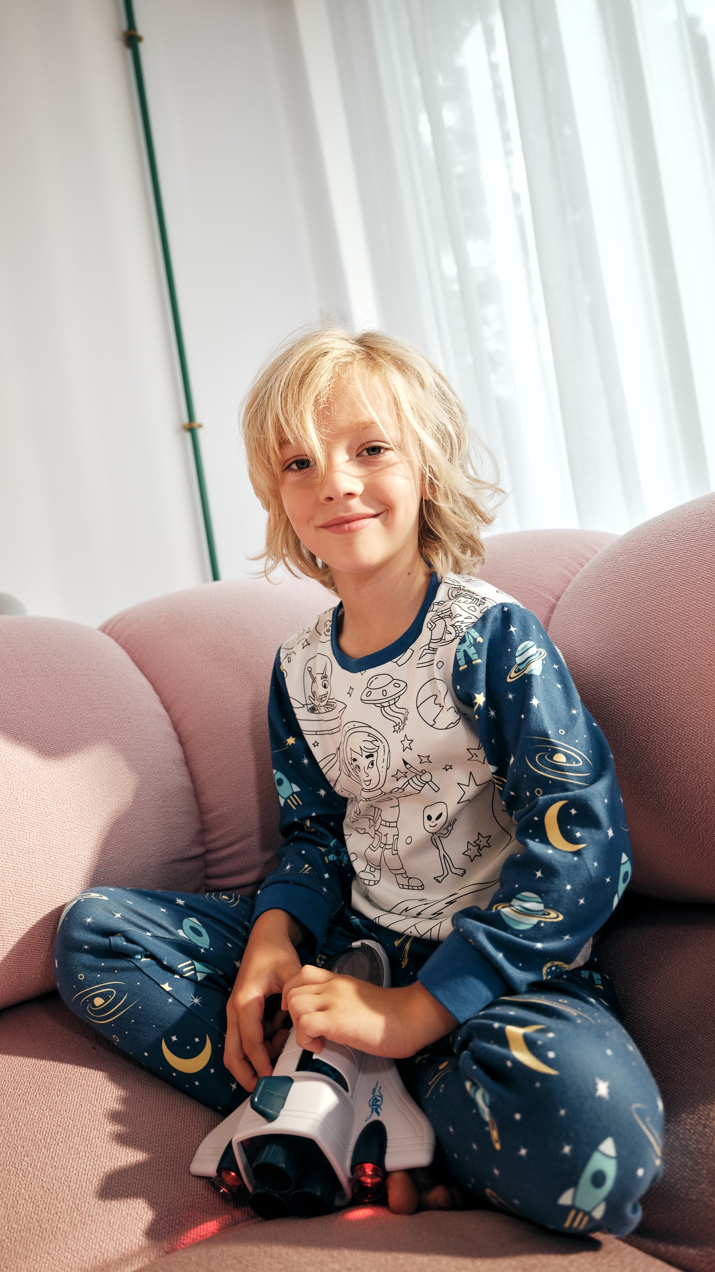 Ausmal-Pyjama für Kinder – Astro Zane | OEKO-TEX® | von MyKidzy