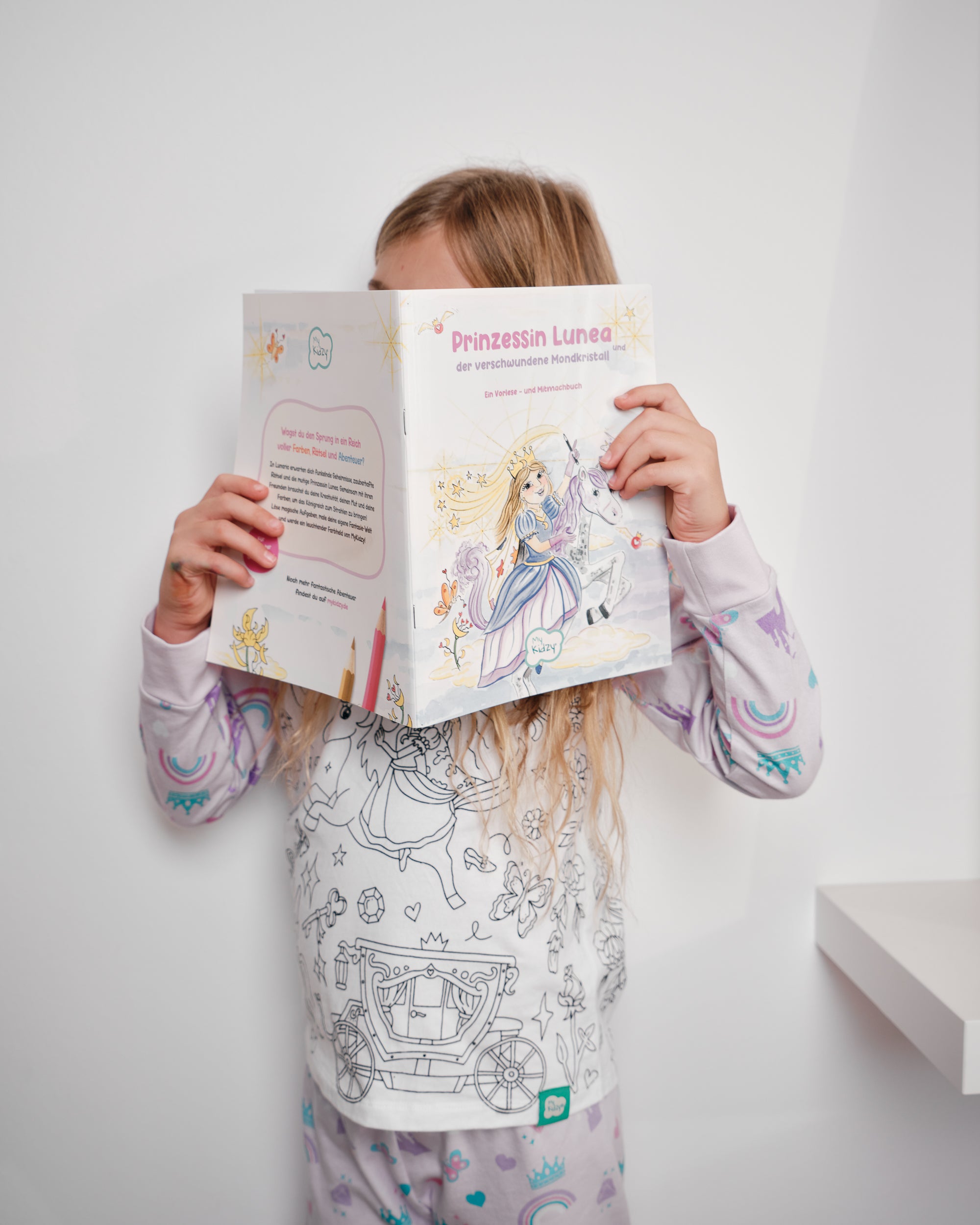 Ausmal-Pyjama für Kinder – Prinzessin Lunea | OEKO-TEX® | von MyKidzy